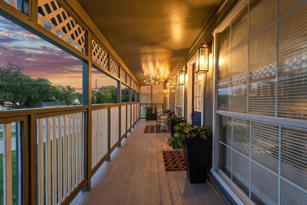 Sunnyside Retreat Apartment Bacliff Exterior foto