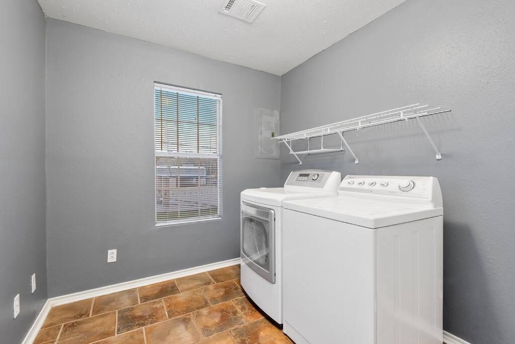 Sunnyside Retreat Apartment Bacliff Exterior foto