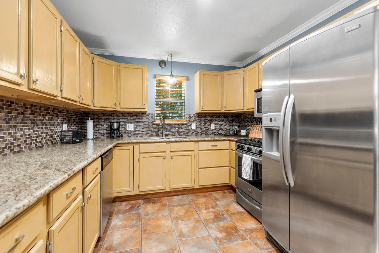 Sunnyside Retreat Apartment Bacliff Exterior foto