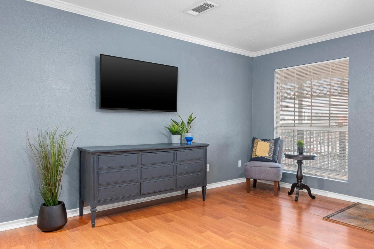 Sunnyside Retreat Apartment Bacliff Exterior foto
