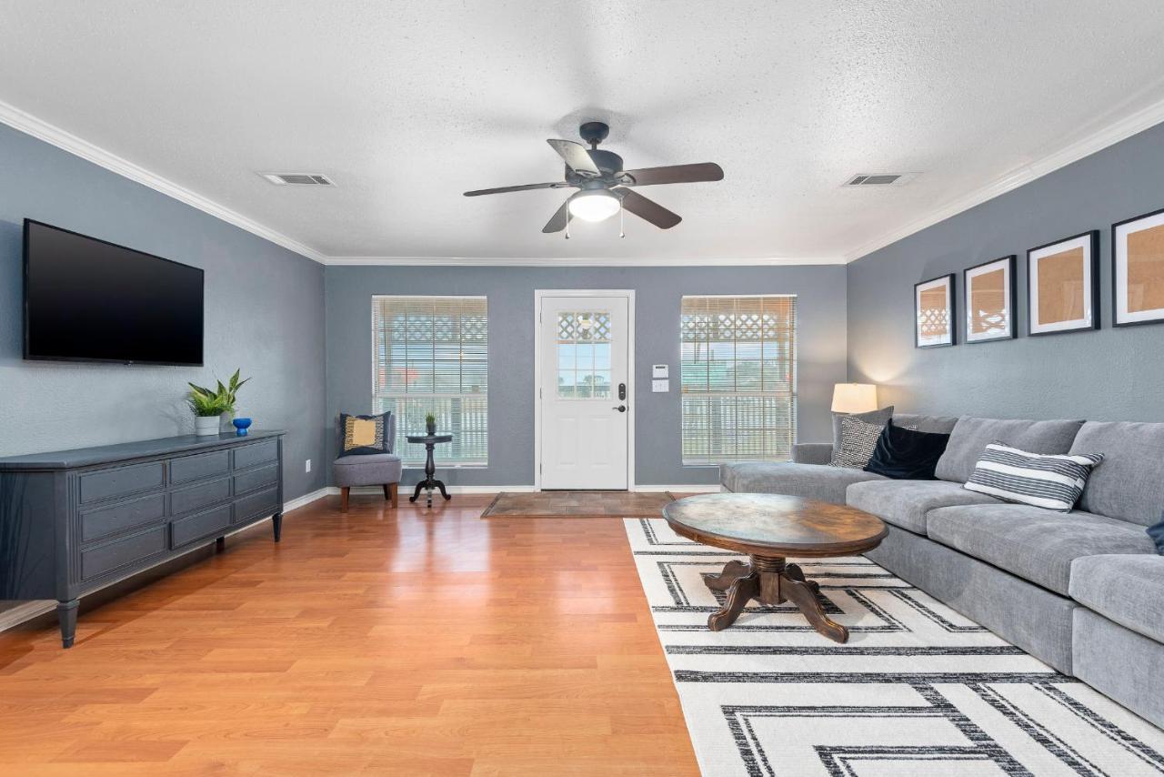 Sunnyside Retreat Apartment Bacliff Exterior foto